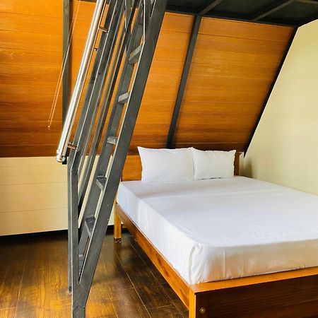 King'S Island Resort Negombo Exterior photo