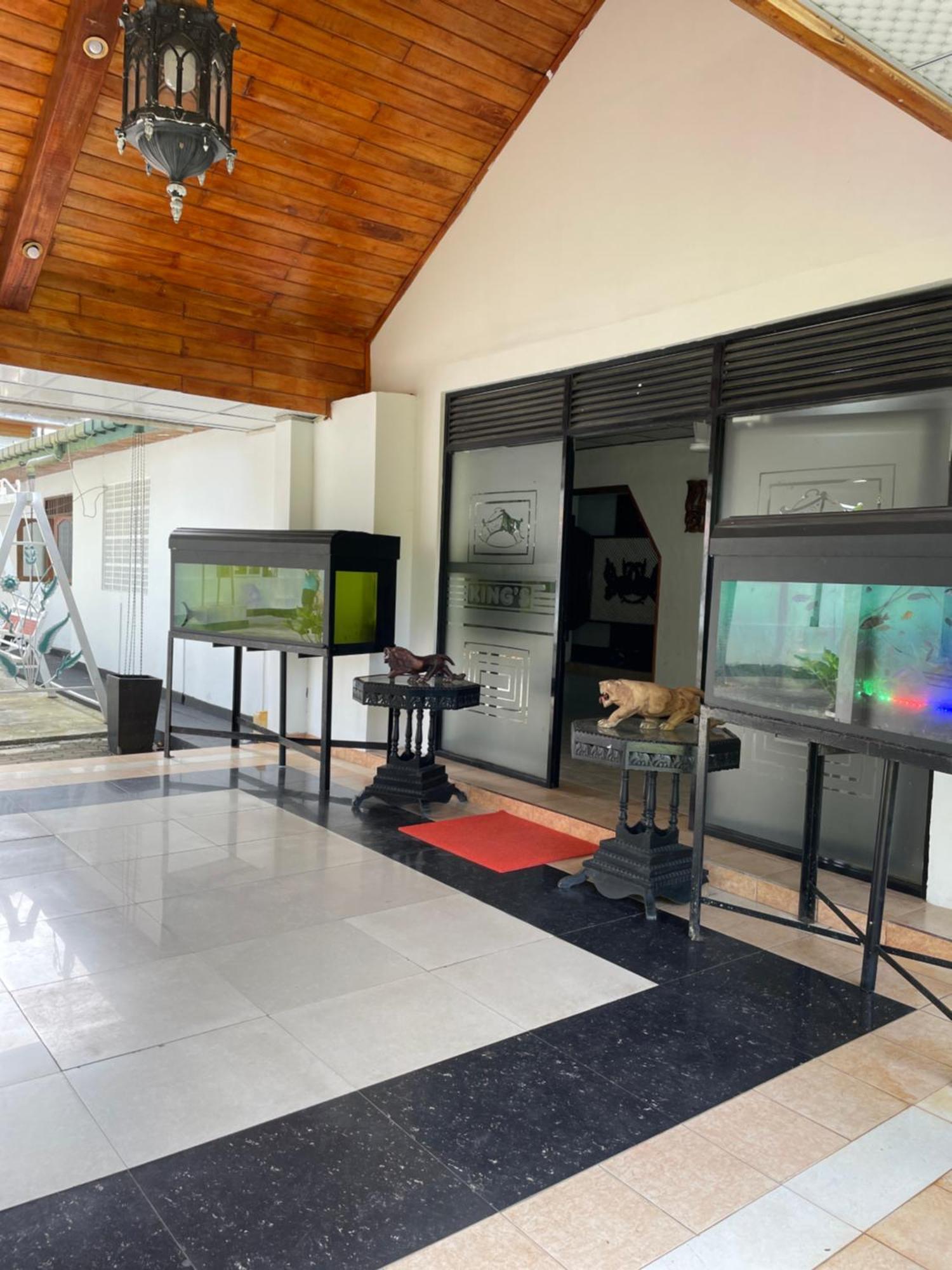 King'S Island Resort Negombo Exterior photo